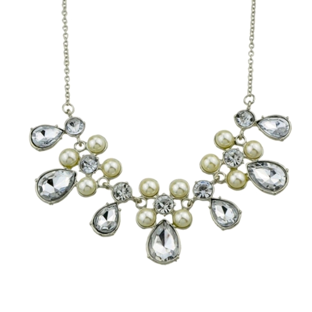 Beautiful Pearl and Rhinestone Statement necklace